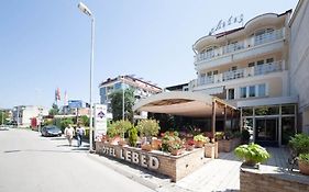 Хотел Лебед